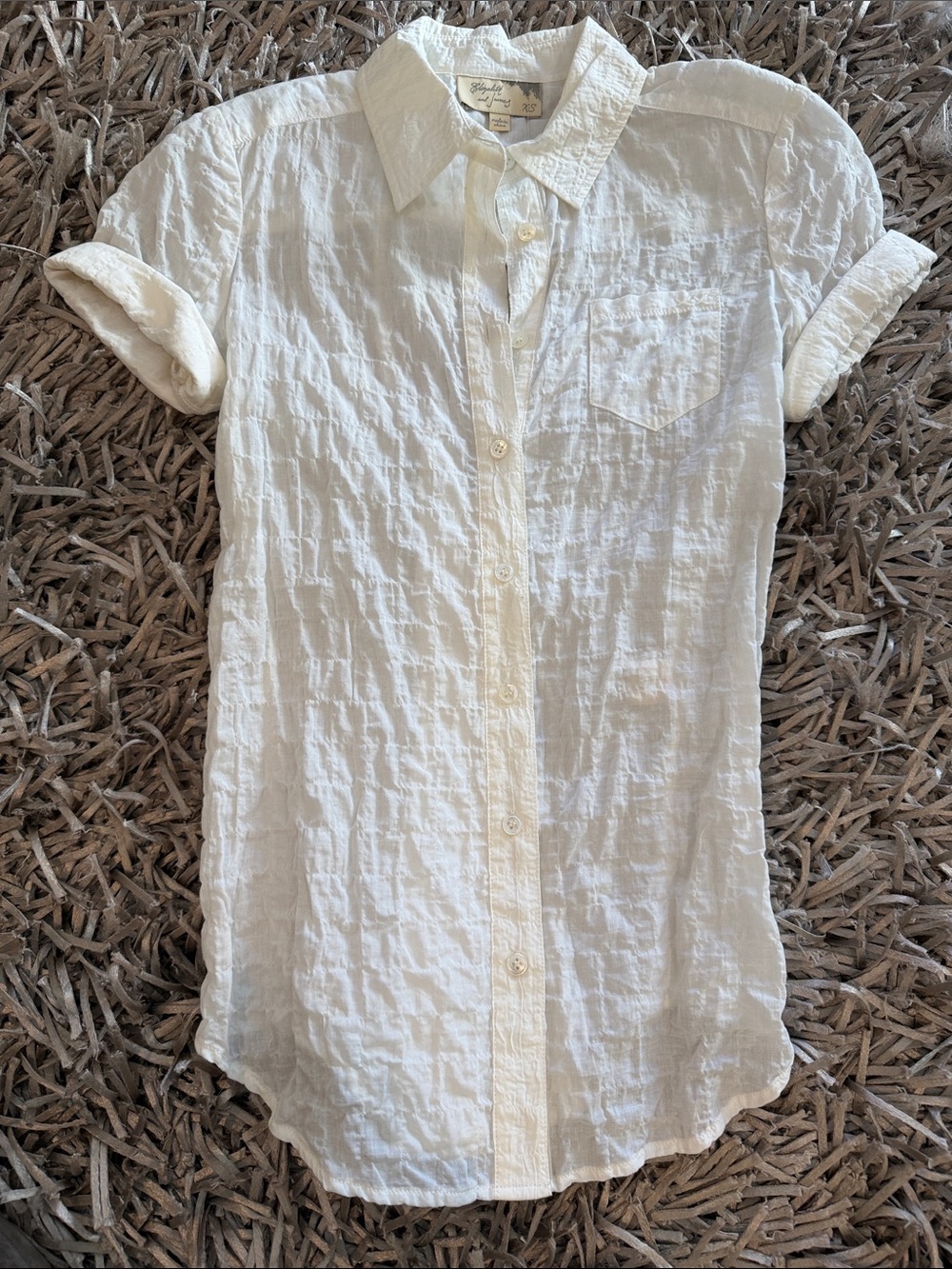 Elizabeth and James White Short-Sleeve Button-Down Shirt